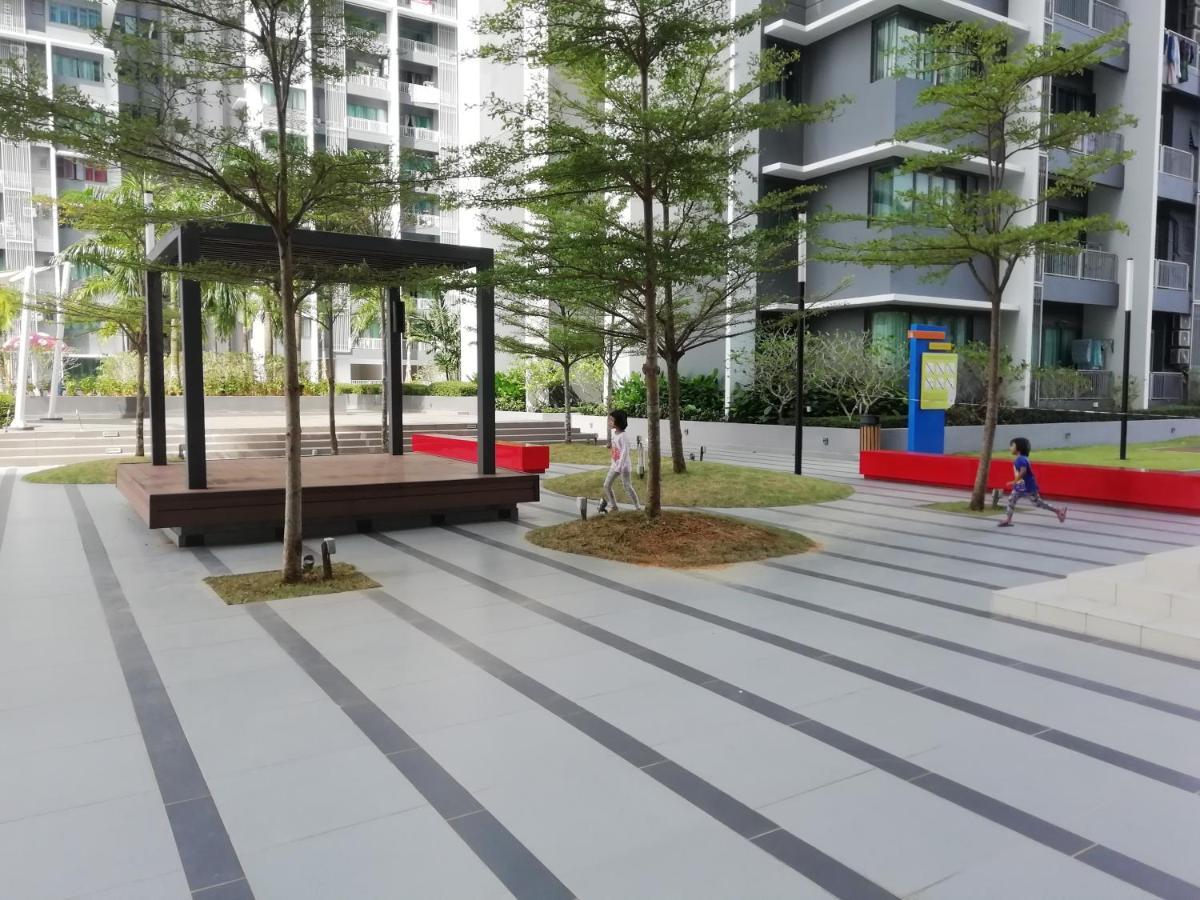 Fz Almyra Homestay Kajang Exterior foto